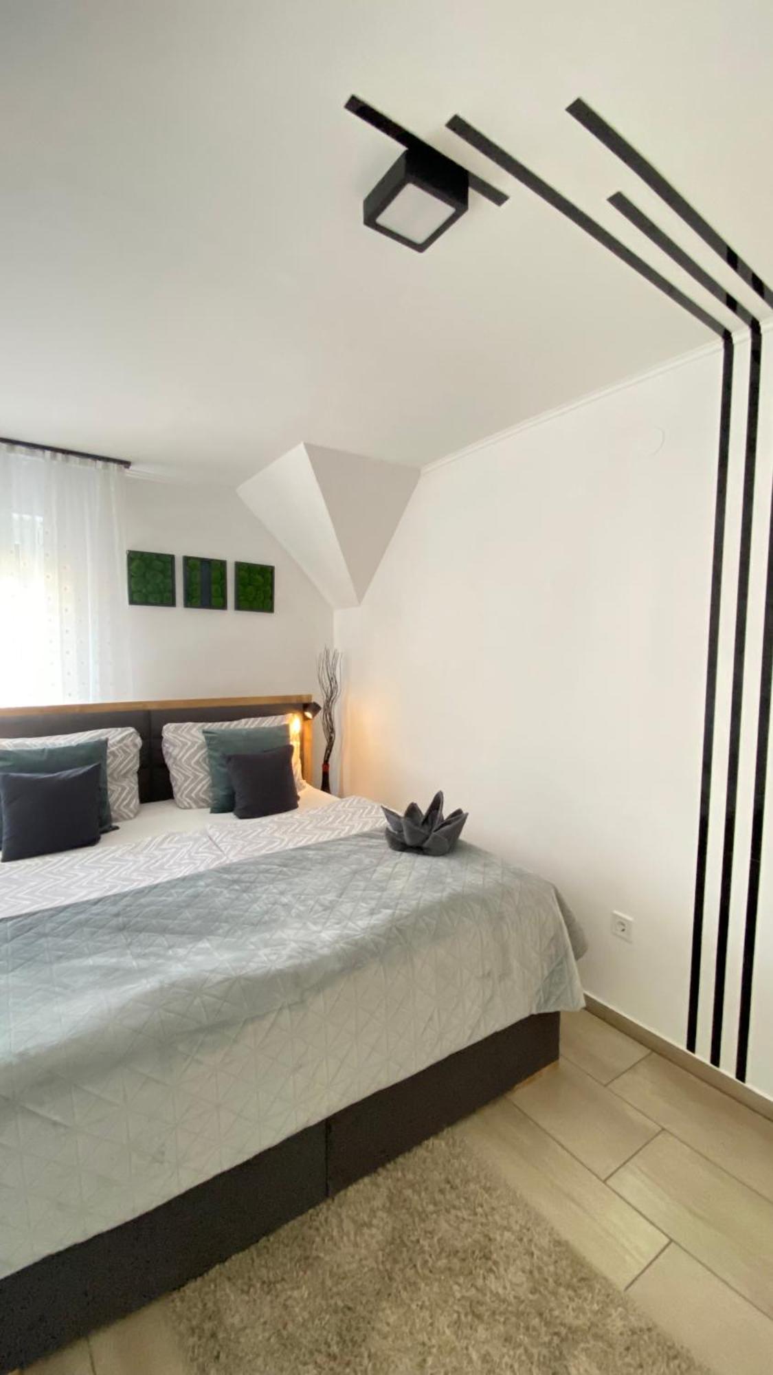 Ikon Apartment Хевіз Екстер'єр фото